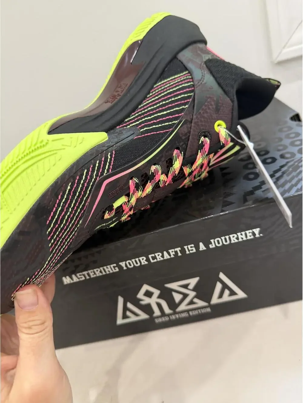 ANTA KAI 1 Speed Men Basketball Shoes Greg Irving Edition Black/Neon Green US 8